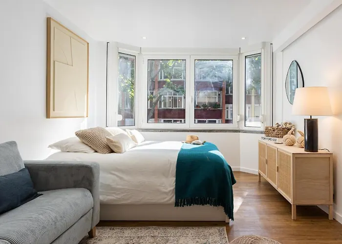 Beach&sand * Cascais